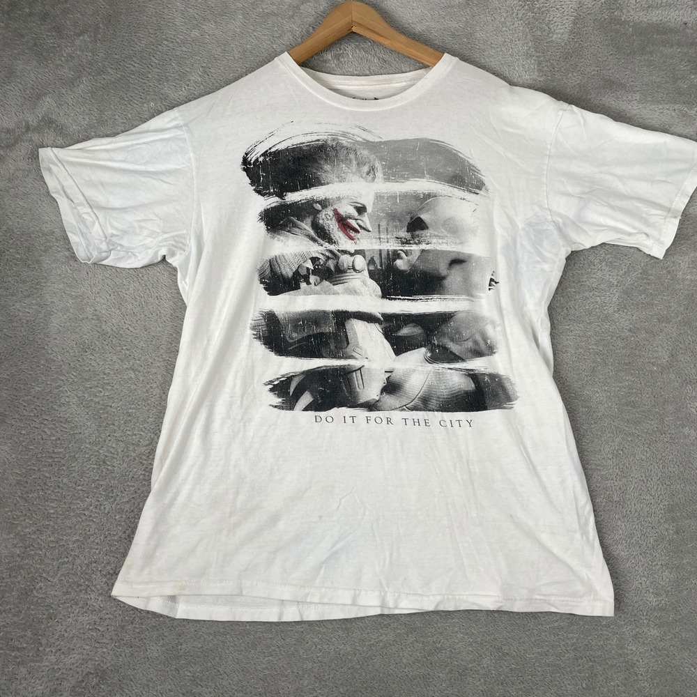 Batman Arkham City Marc Ecko Shirt Mens Large White Joker DC Comics Gaming